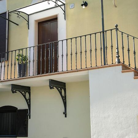 Dimora Camelia Apartment Lucera Ngoại thất bức ảnh